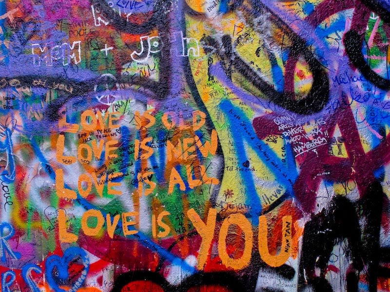 L’Amour c’est Toi wallpaper mural