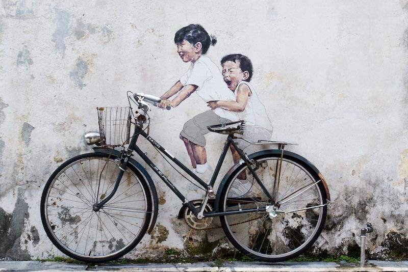 La Vie est Belle wallpaper mural