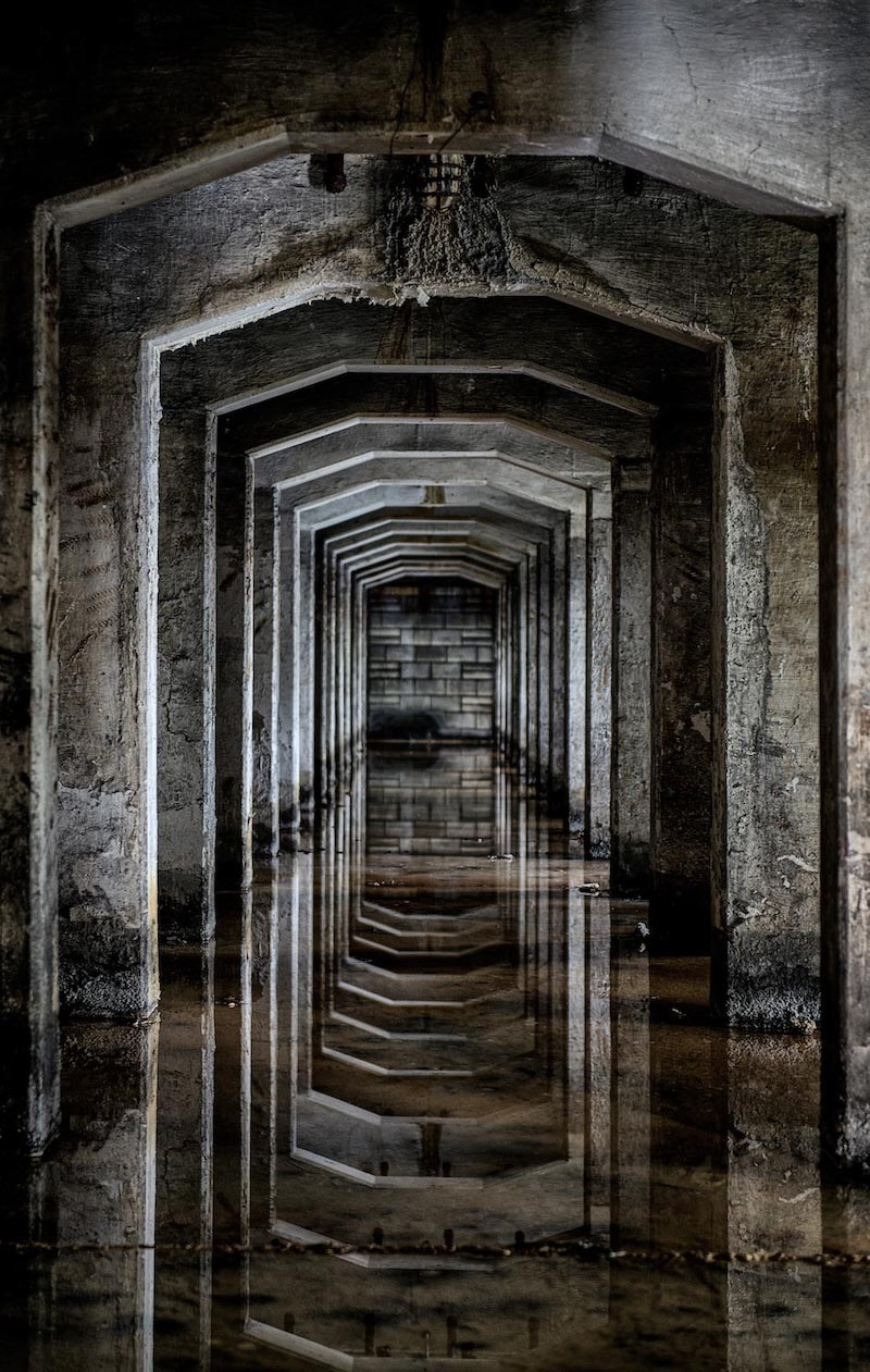 Couloir Ancien wallpaper mural