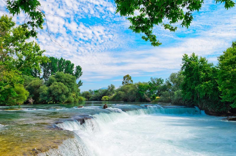 Vue sur la Cascade de Manavgat wallpaper mural
